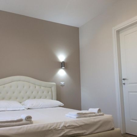 B&B Purple Italy Fiumicino Exterior photo