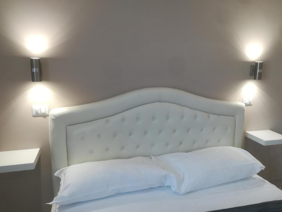 B&B Purple Italy Fiumicino Exterior photo
